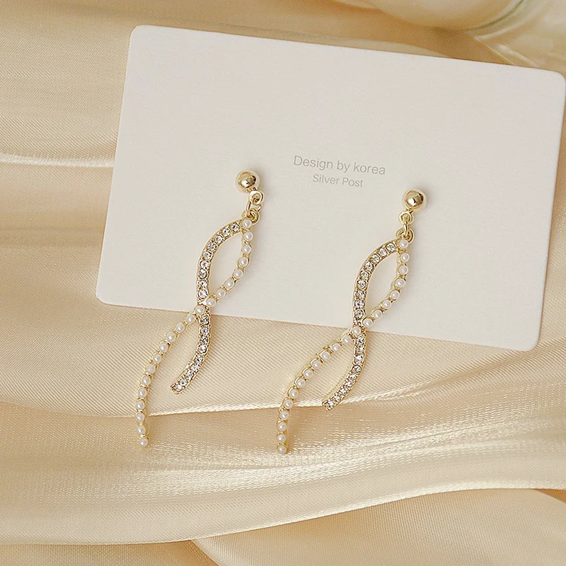 Korejski stil navijanje twist dizajn Biser Cirkon naušnice za žene Češka elegantan AAA cirkonij Stud naušnice svadbeni nakit Slika 4
